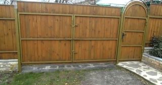 Купить распашные ворота деревянные Гагарин, цена от 2713 руб.